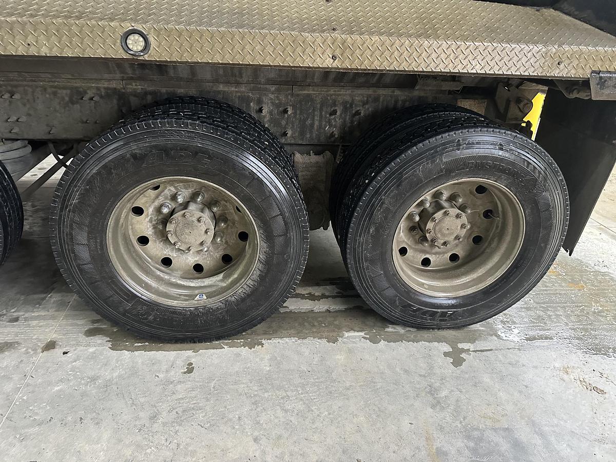 Used 2018 MACK Granite GU713