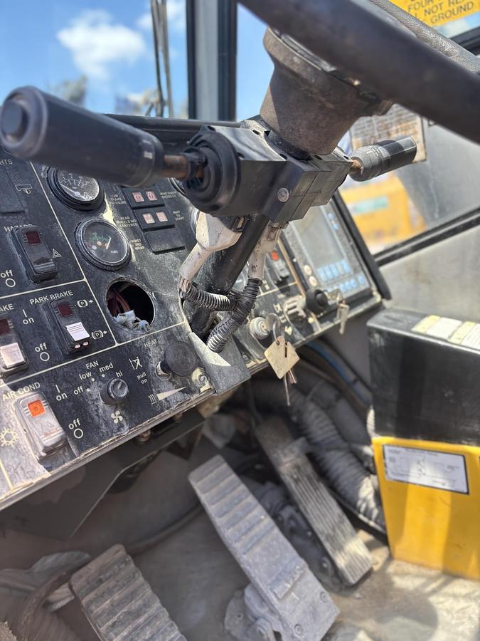 Used 2007 GROVE RT600E