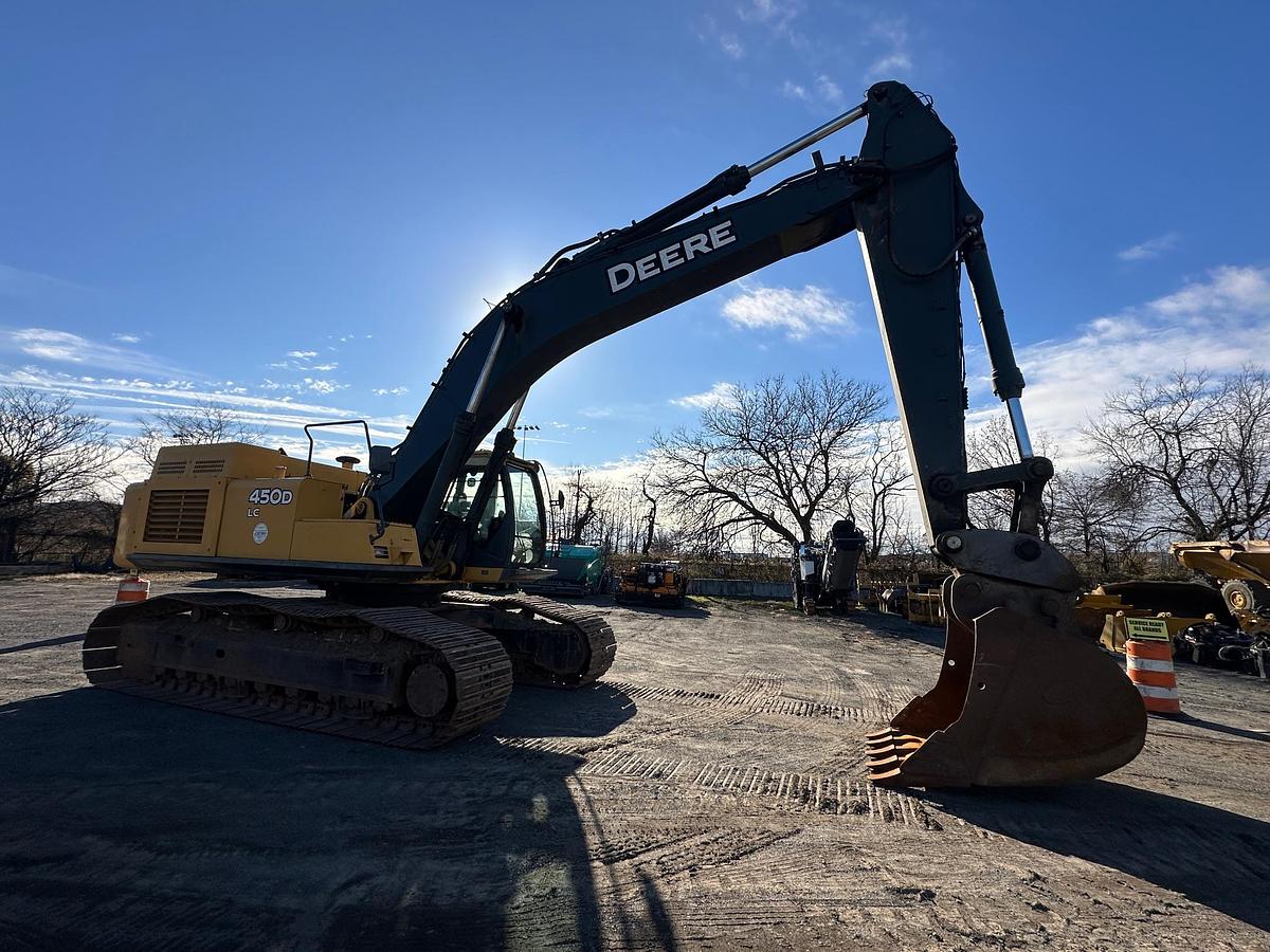 Used 2009 DEERE 450D LC