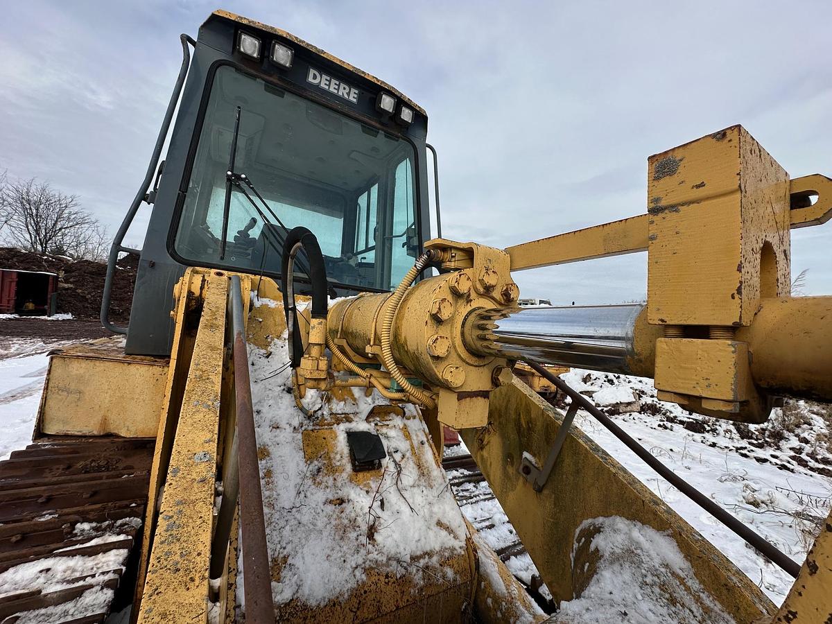 Used 2004 DEERE 755C Series II
