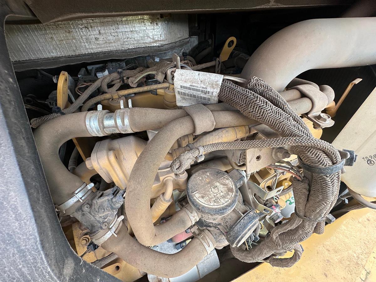 Used 2017 CATERPILLAR 305.5E2 CR