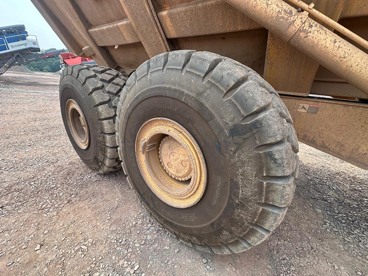Used 2003 DEERE 400D