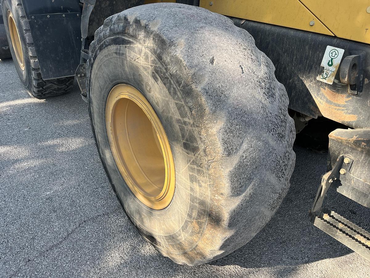 Used 2018 KOMATSU WA270-8