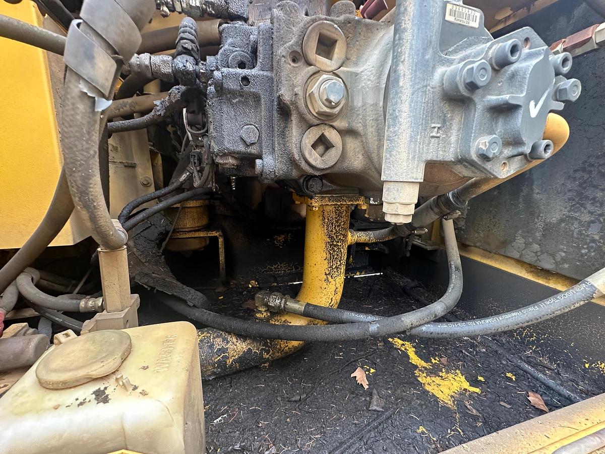 Used 1998 KOMATSU PC300LC-6LC