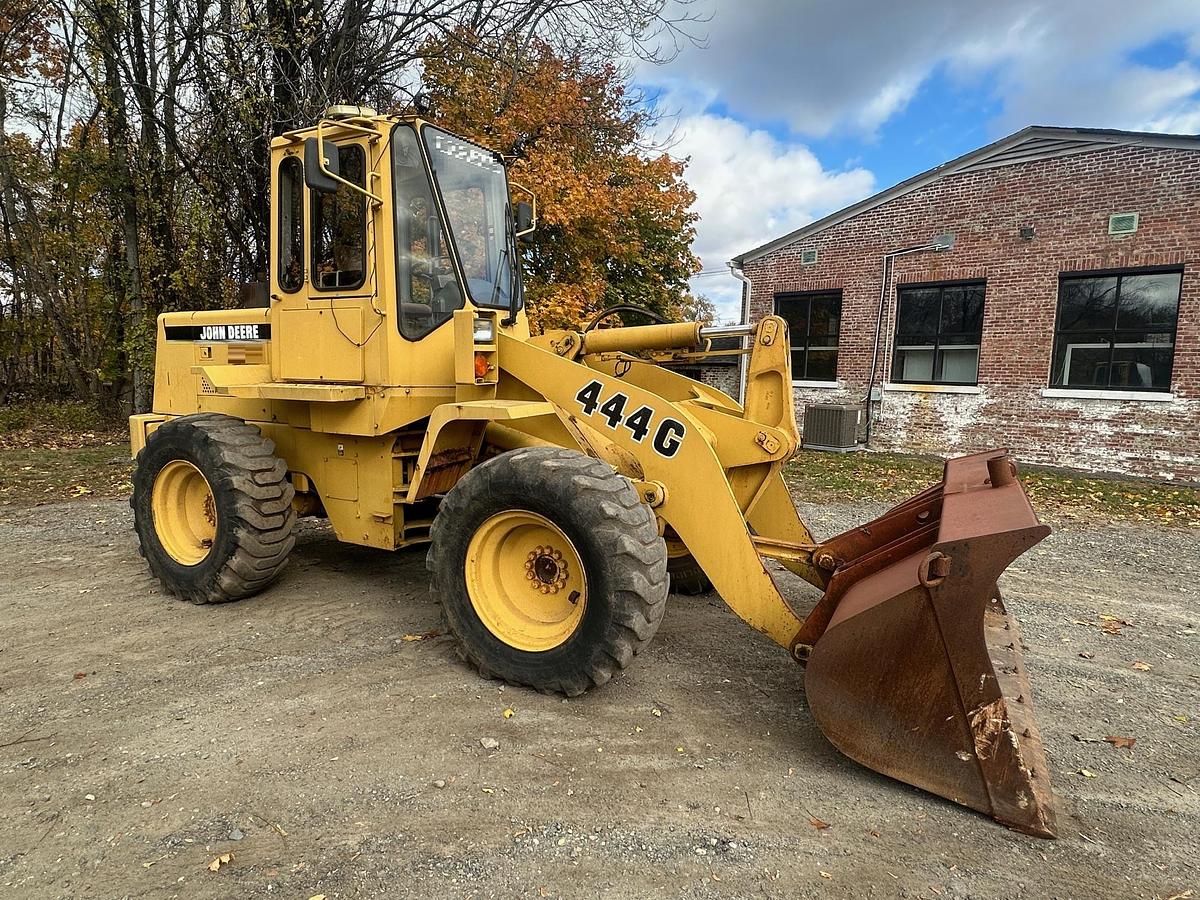 Used 1996 DEERE 444G