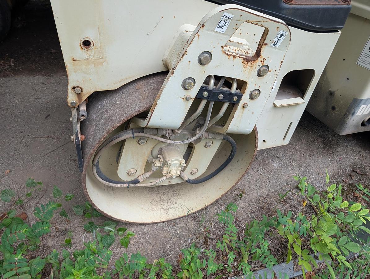 Used 2002 PUCKETT MFG 560