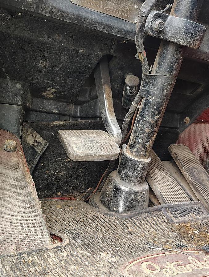 Used 1981 PETERBILT Cabover