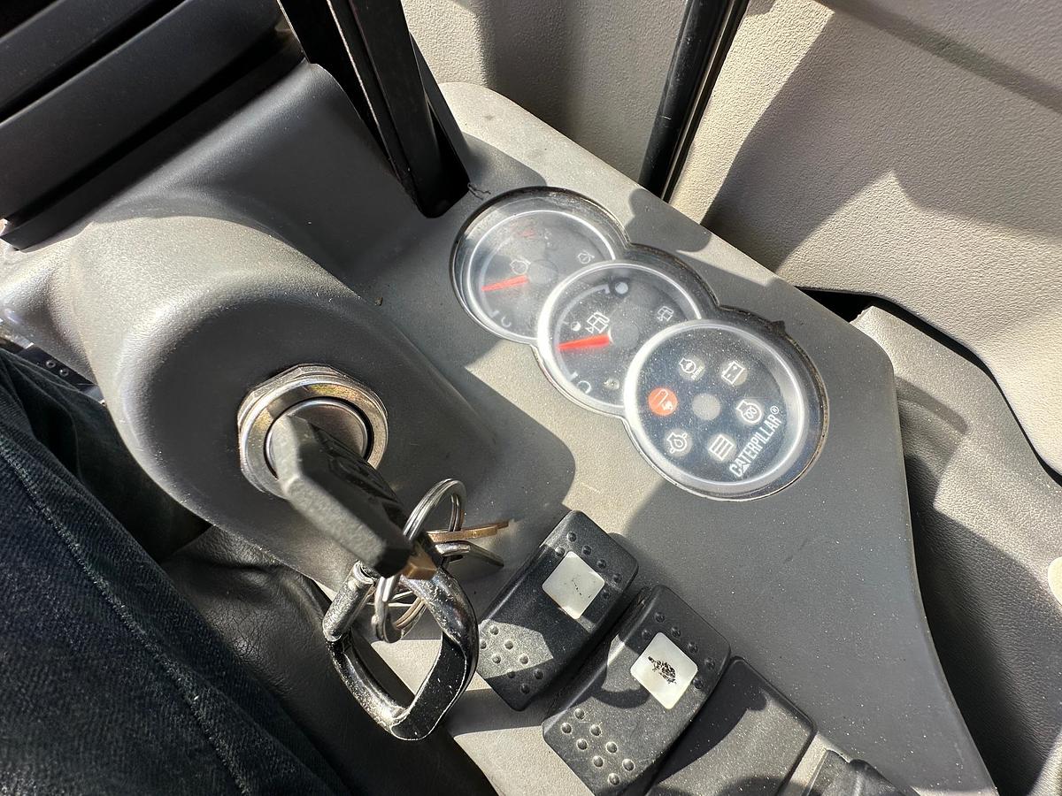 Used 2007 CATERPILLAR 304C CR