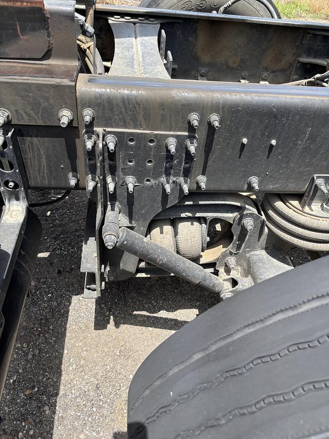 Used 2021 MACK Granite 64FR