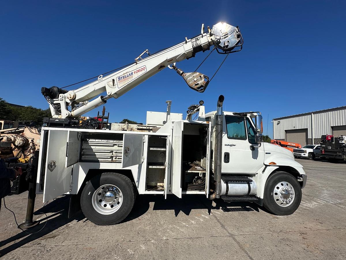 Used 2010 INTERNATIONAL 4300 Service Truck