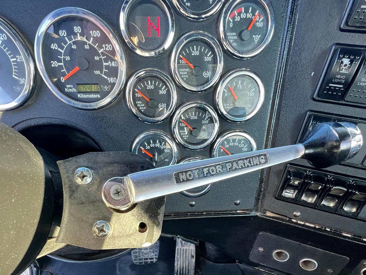 Used 2019 WESTERN STAR W4900