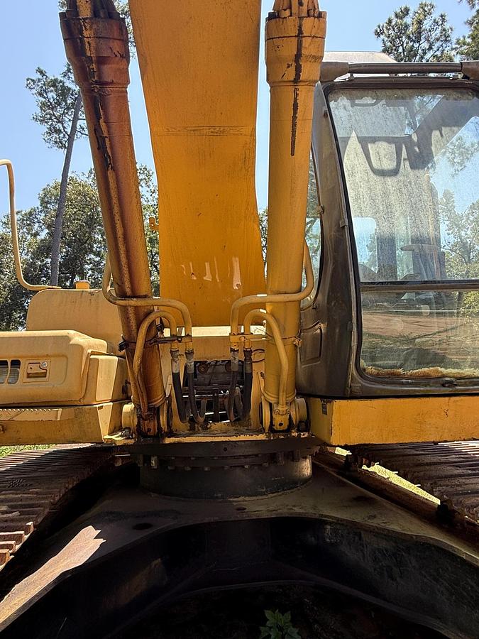 Used 2016 DEERE 350G LC