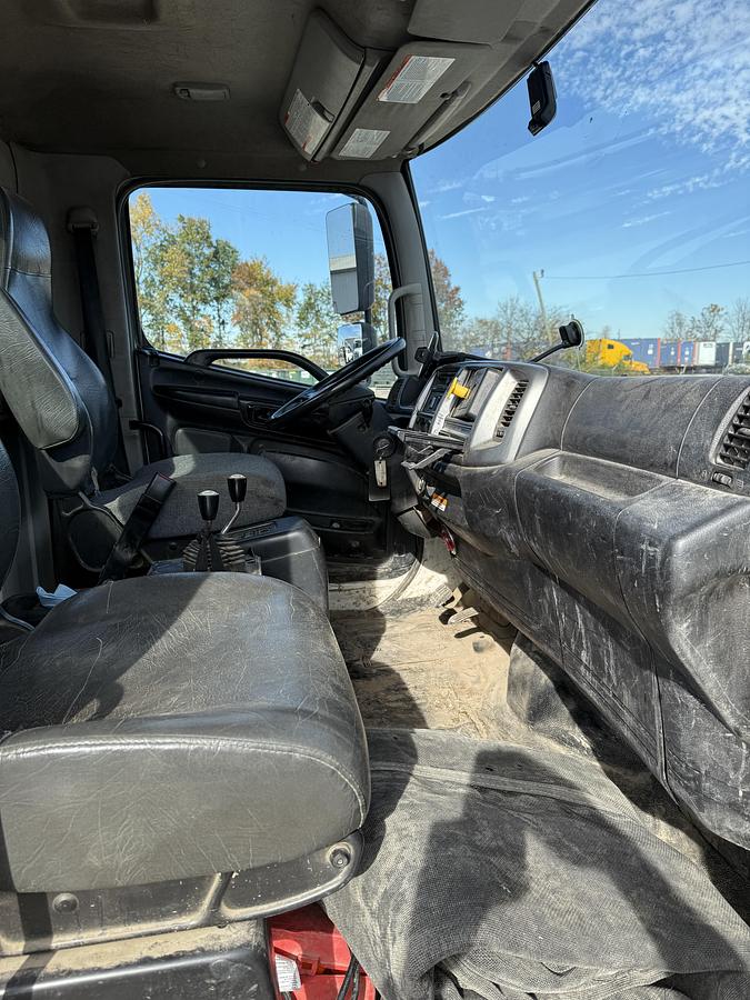 Used 2019 HINO 338