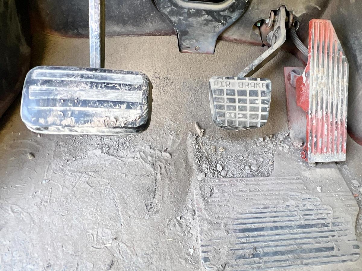 Used 2005 MACK CV713 Granite Dump Truck