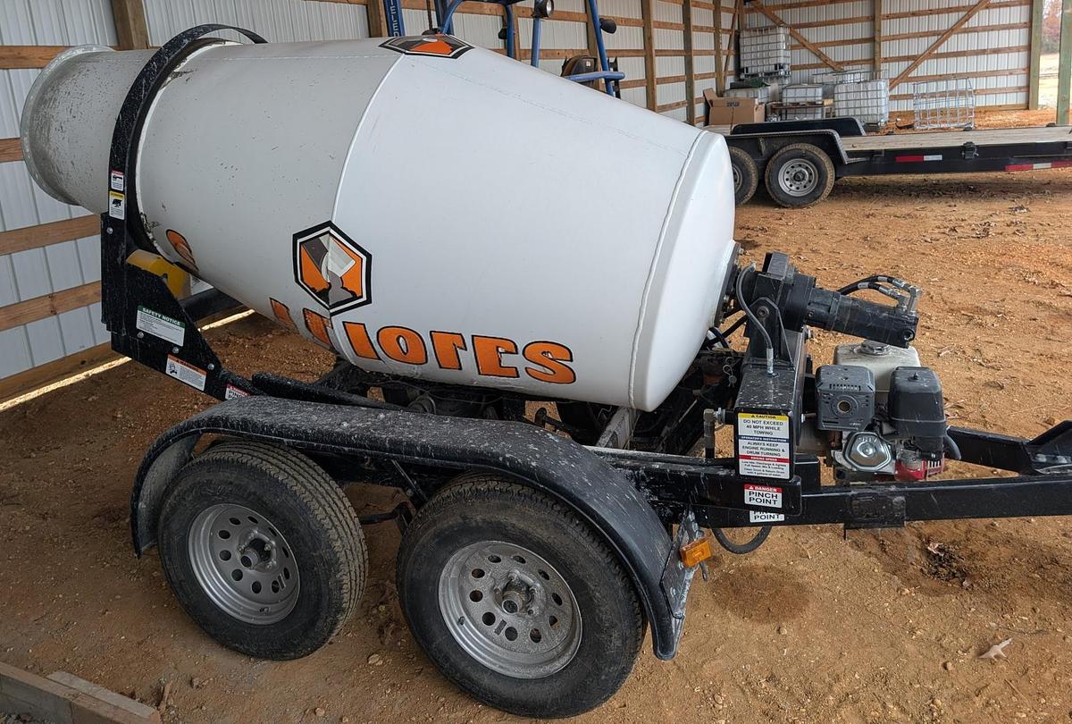 Used 2023 ERNEST INDUSTRIES The Short Stop Trailer Mixer