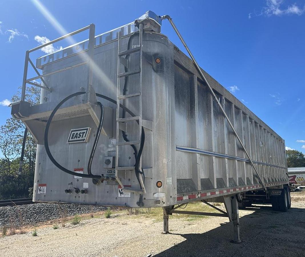 Used 2006 EAST 42' x 96