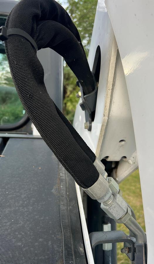 Used 2015 BOBCAT s570