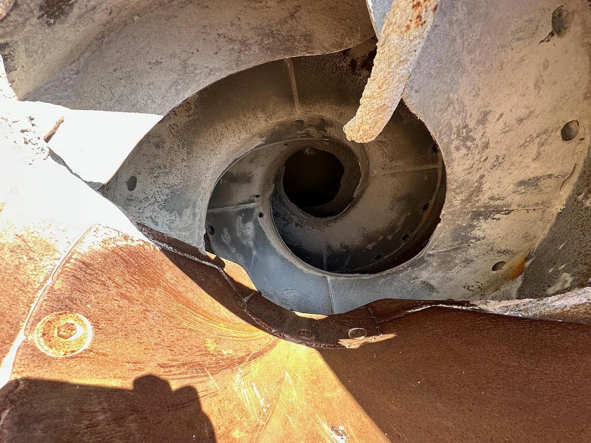 Used 2008 OSHKOSH Front Discharge Mixer