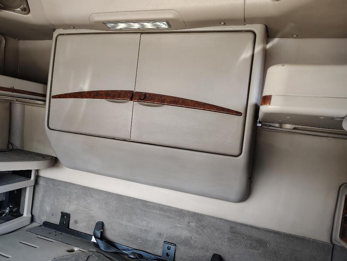 Used 2005 INTERNATIONAL 9400i Eagle