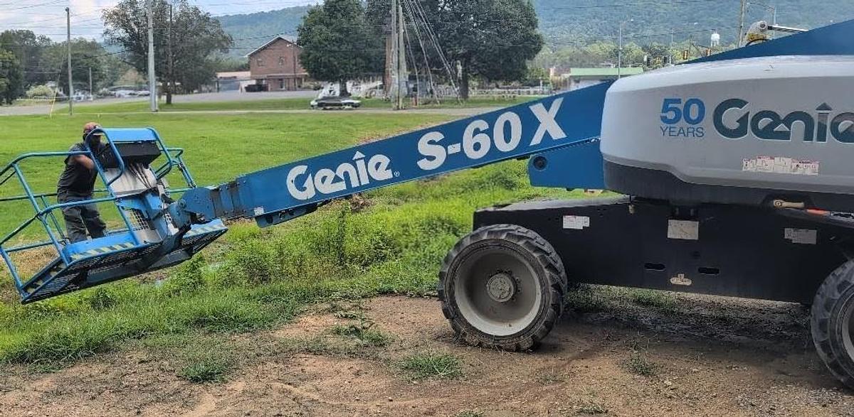 Used 2016 GENIE S-60X
