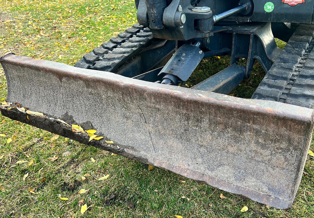 Used 2015 BOBCAT e42