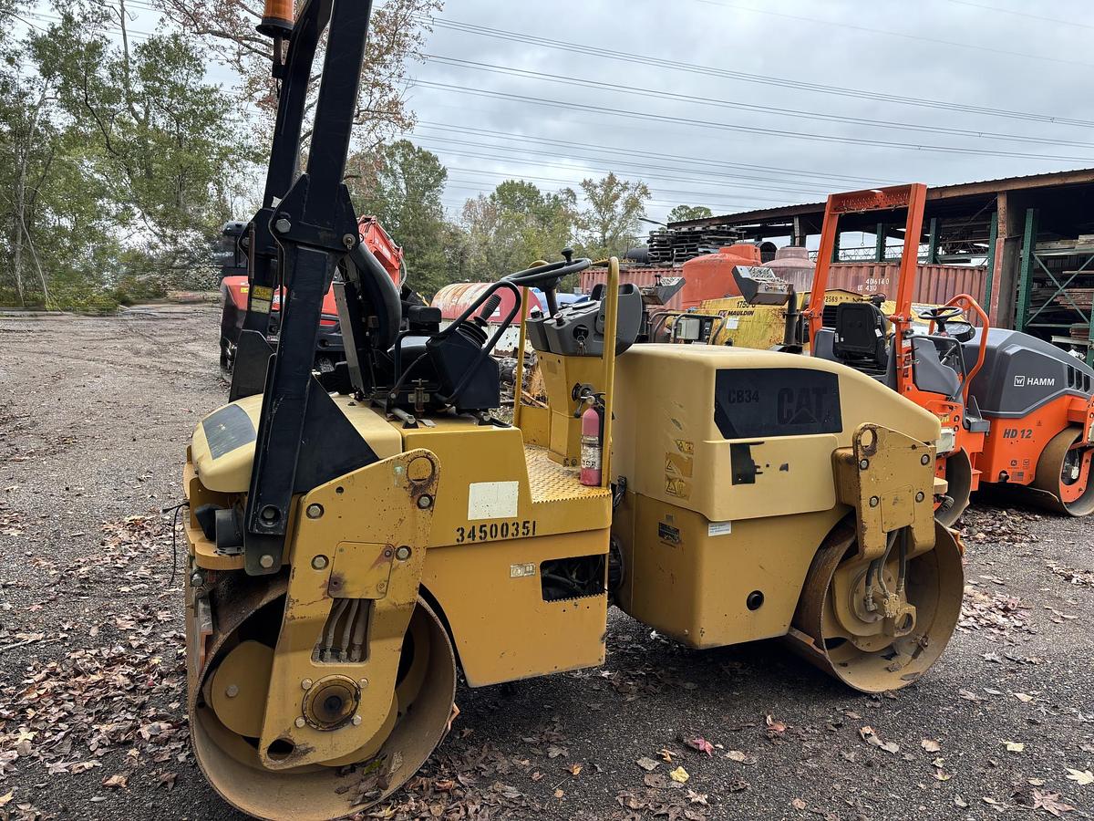 Used 2013 CATERPILLAR CB34