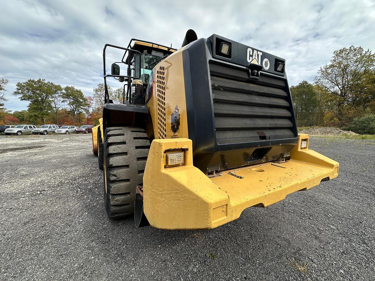 Used 2013 CATERPILLAR 972K
