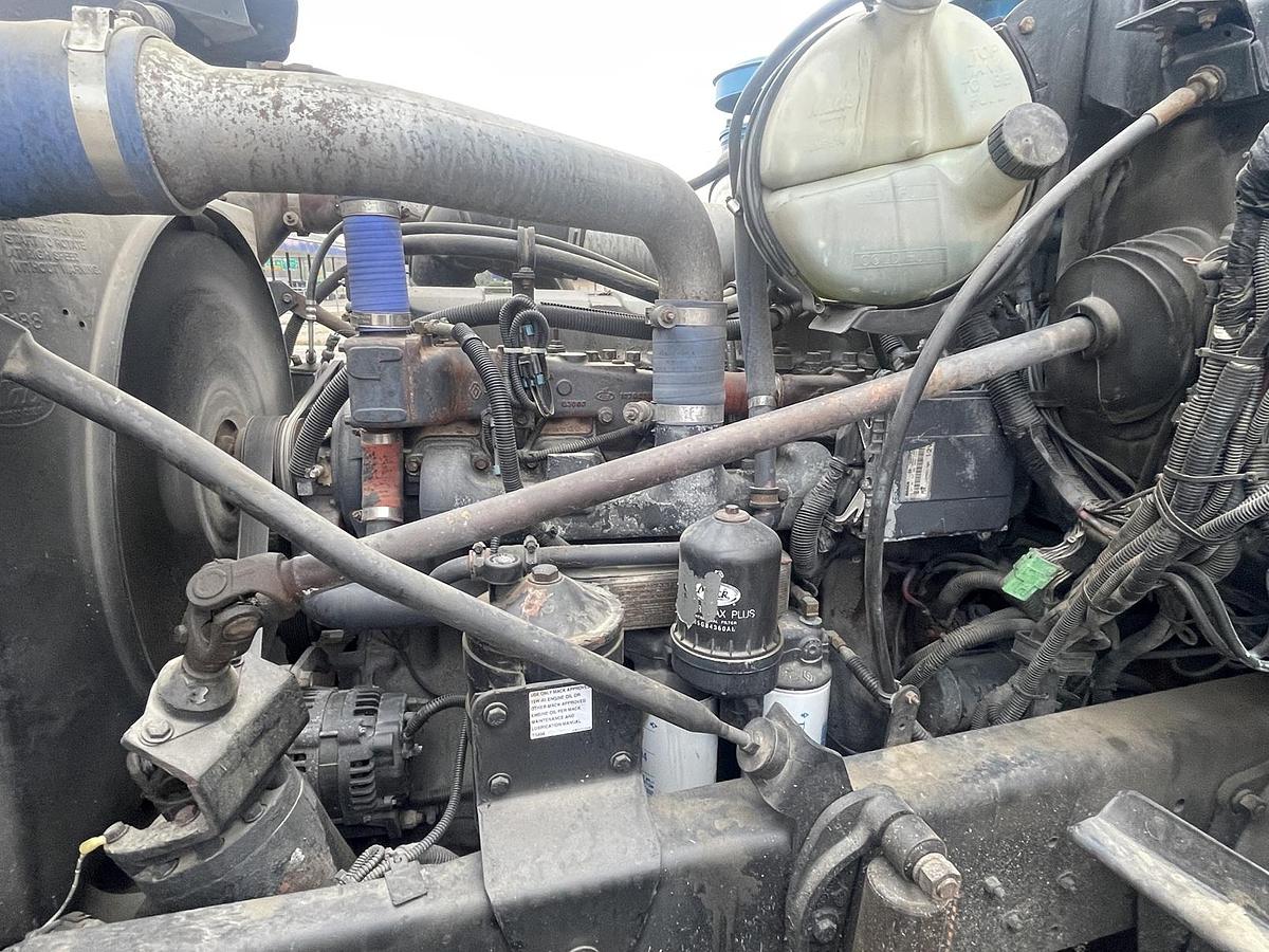 Used 2001 MACK RD688s Roll Off