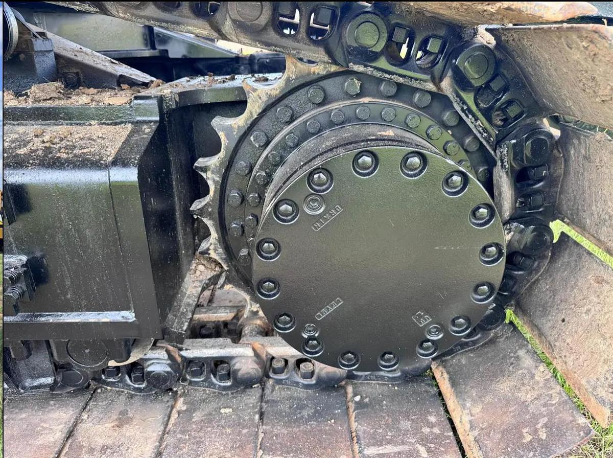 Used 2016 DEERE 470G LC