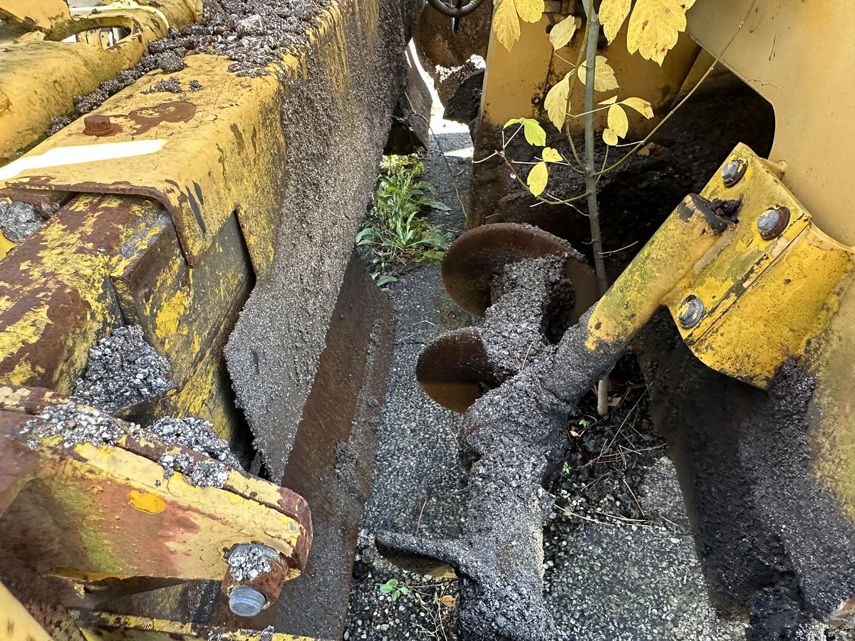 Used 1994 BLAW-KNOX PF-410