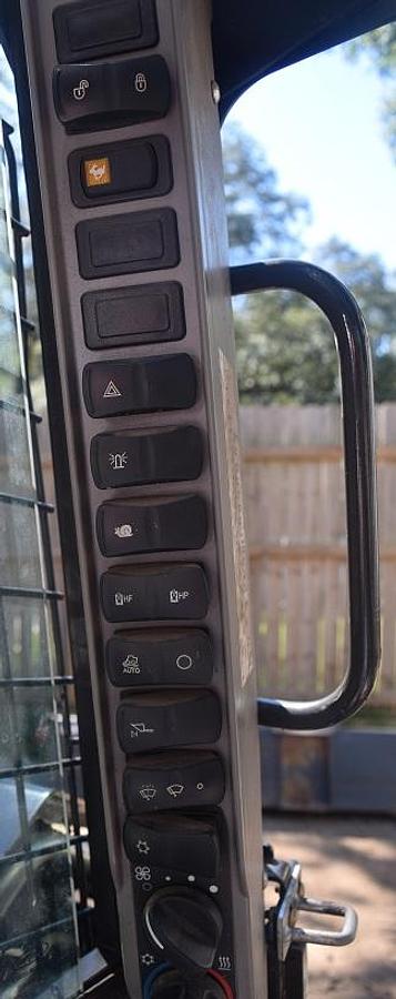 Used 2022 NEW HOLLAND C345