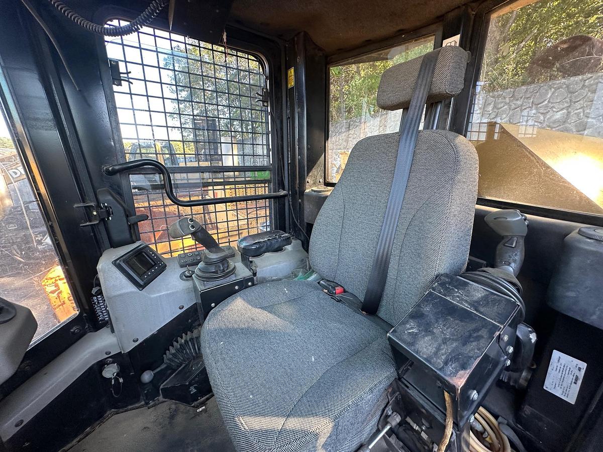 Used 2015 CATERPILLAR 553C