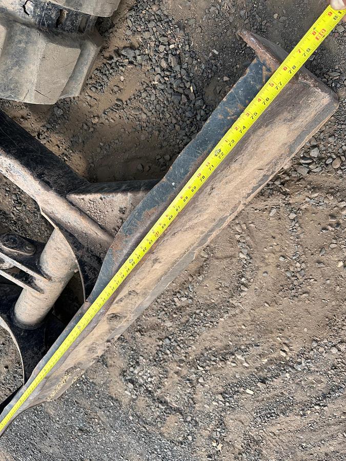 Used 2017 CATERPILLAR 305.5E2 CR