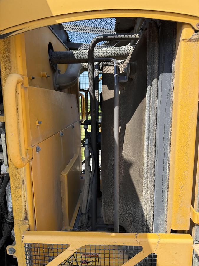 Used 2010 VOLVO L60F