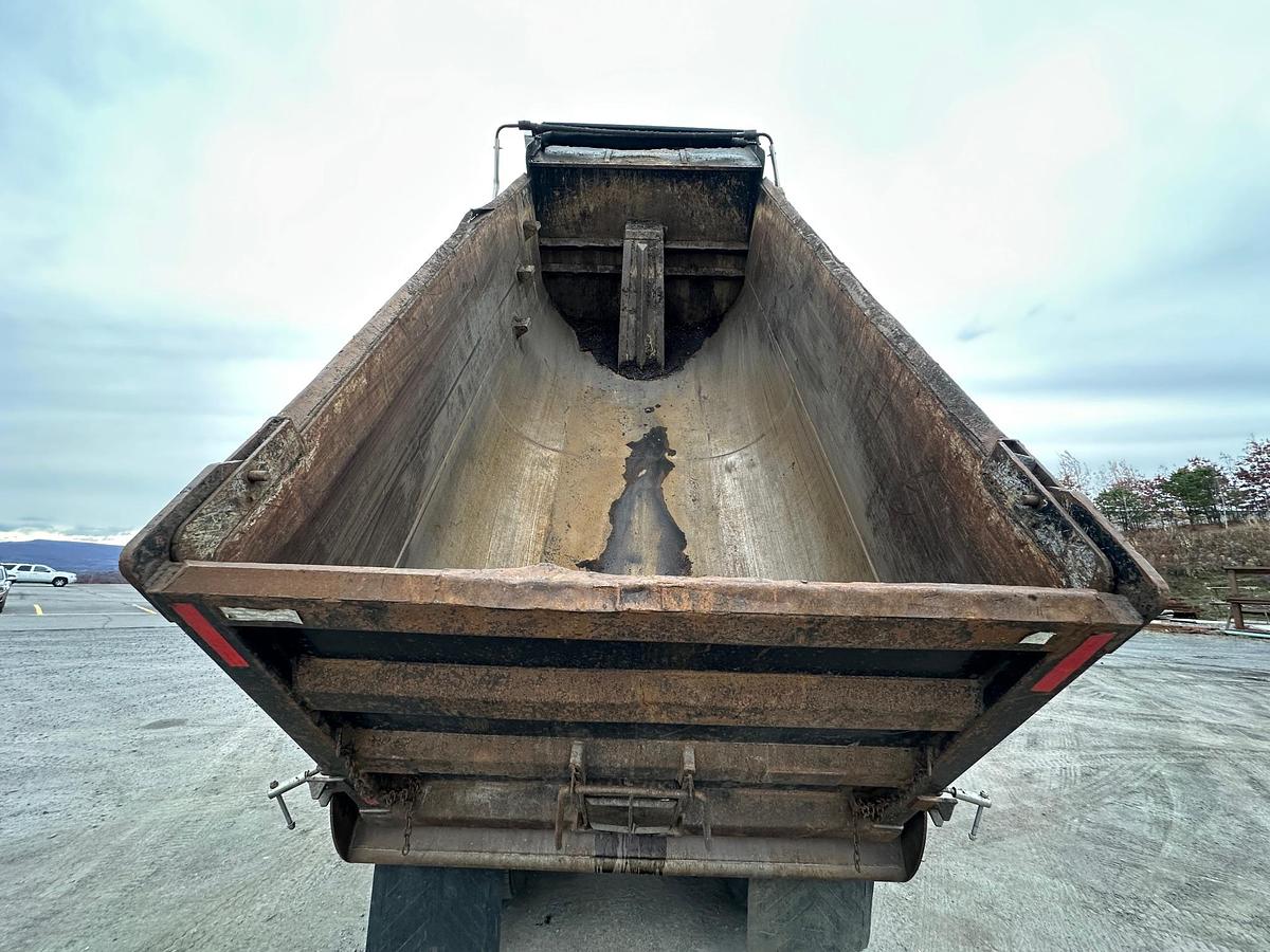 Used 2007 MACK CV713