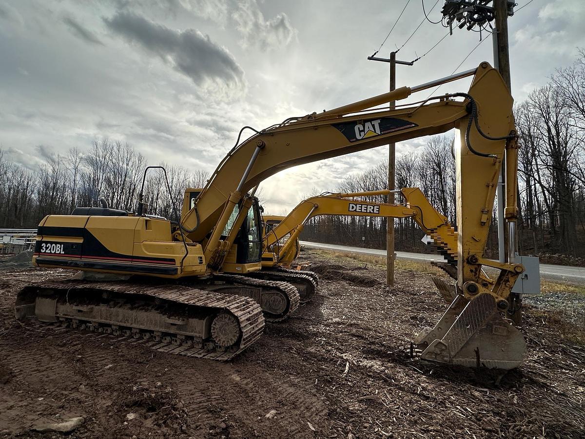 Used 1999 CATERPILLAR 320B L