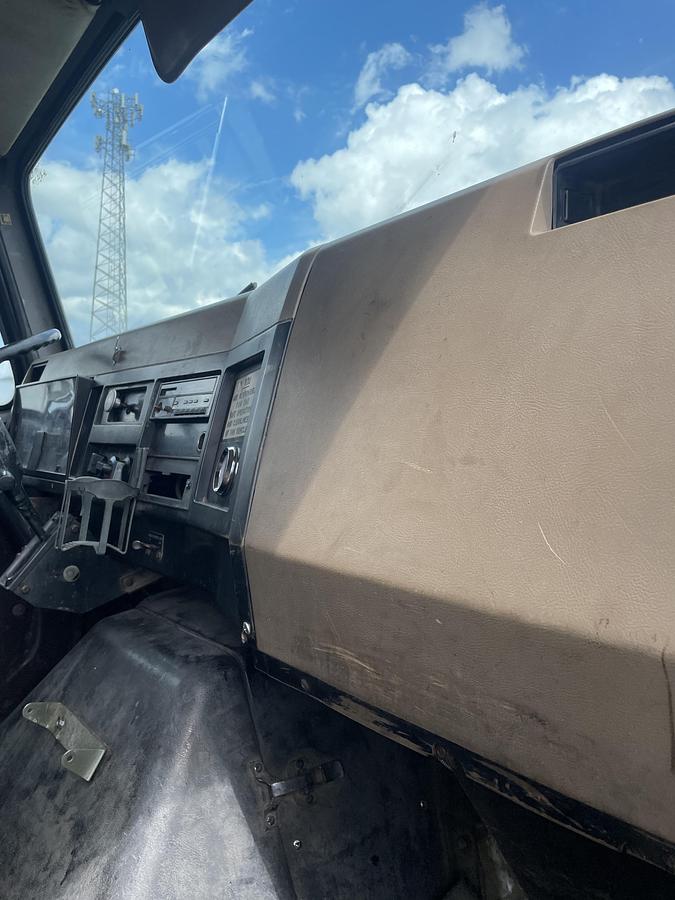 Used 1991 INTERNATIONAL F4900