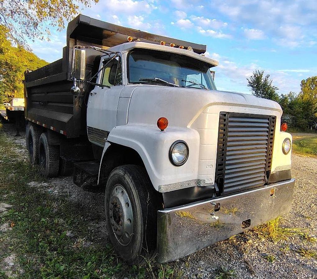 Used 1975 INTERNATIONAL 120