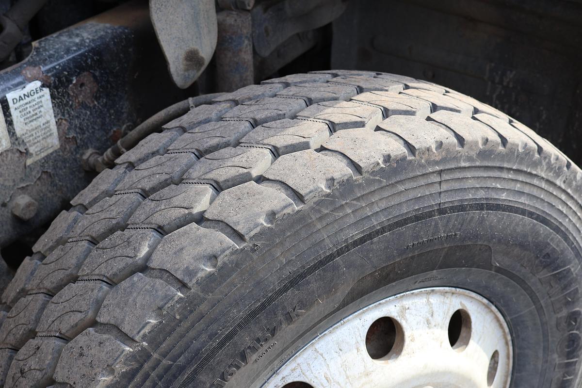 Used 2007 MACK Granite CV713