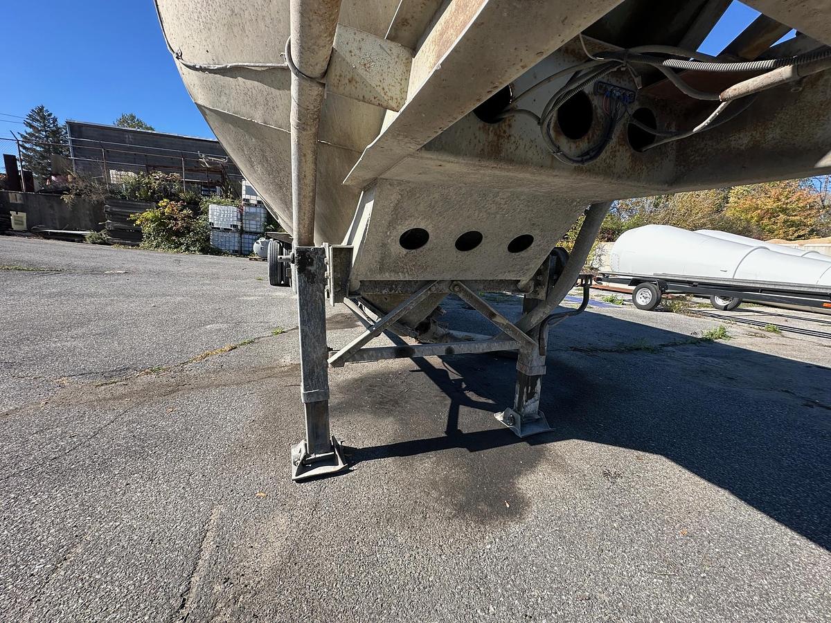 Used 1969 FRUEHAUF Bulk Tanker