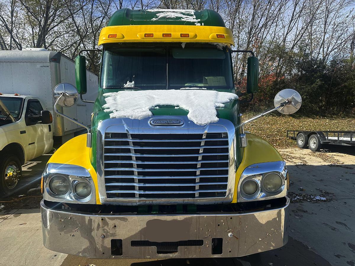 Used 2006 FREIGHTLINER Cascadia