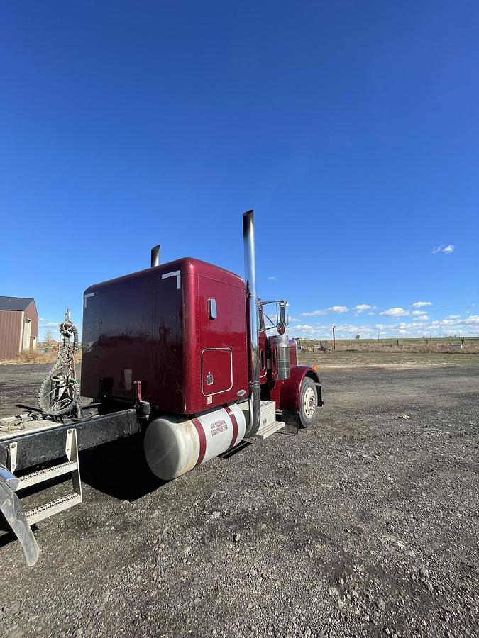 Used 1989 PETERBILT 379