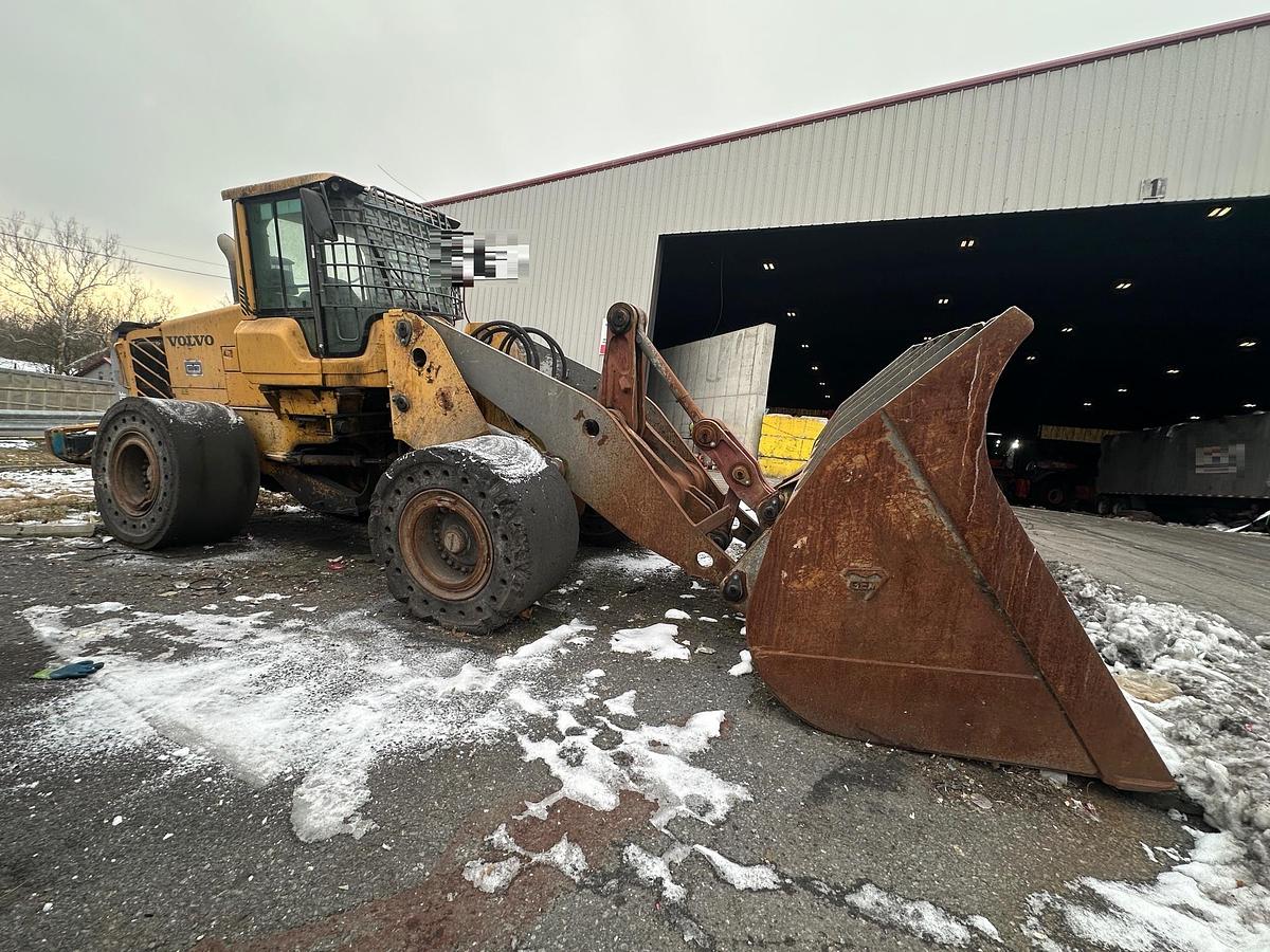 Used 2008 VOLVO L150F