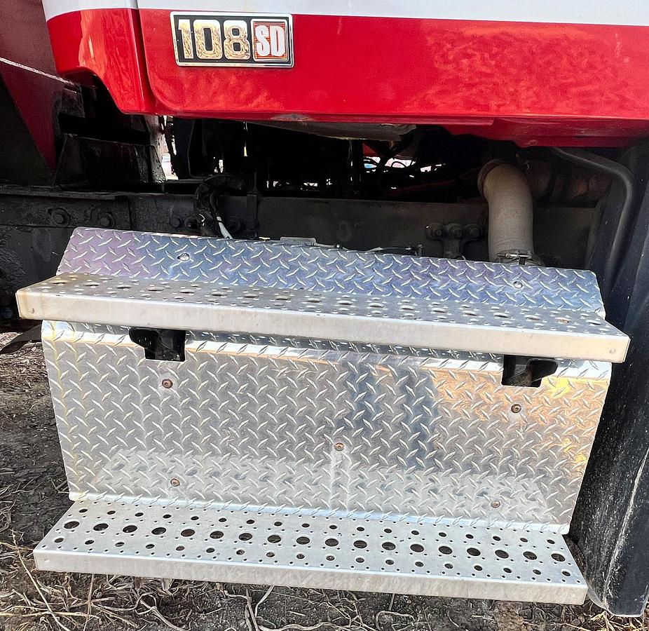 Used 2013 FREIGHTLINER 108SD Dump Truck