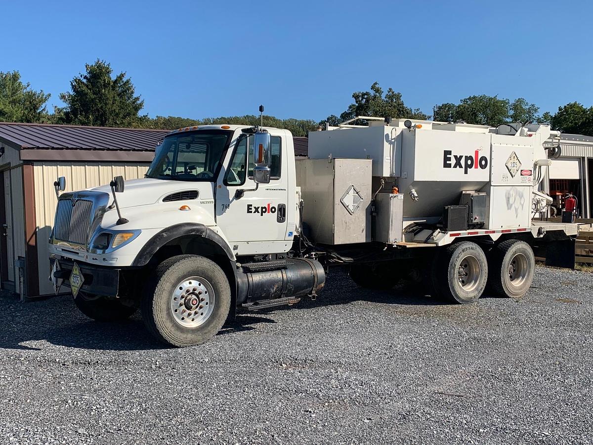 Used 2006 INTERNATIONAL 7600