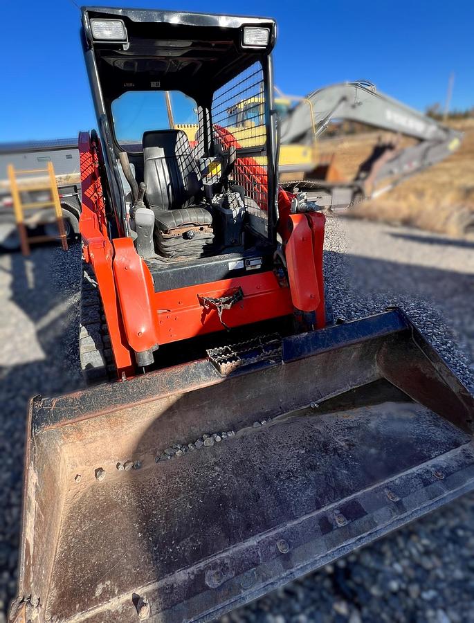 Used 2010 KUBOTA SVL75