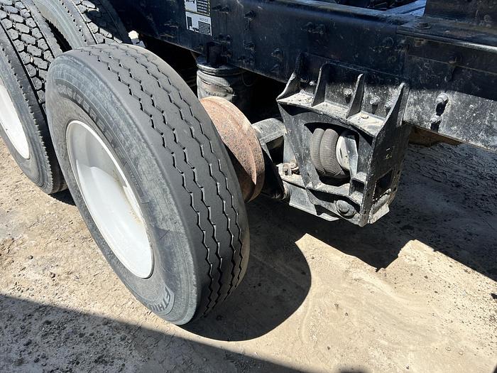 Used 2015 MACK GU713