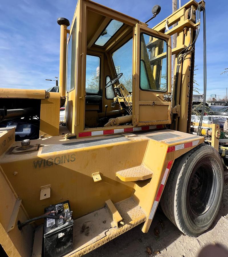 Used 1982 WIGGINS WD228y