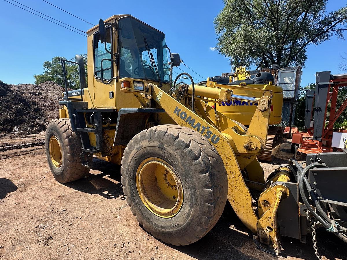 Used 2002 KOMATSU WA-250-3MC