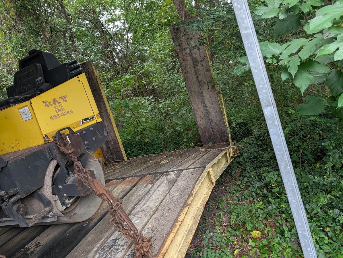 Used 2002 PUCKETT MFG 560